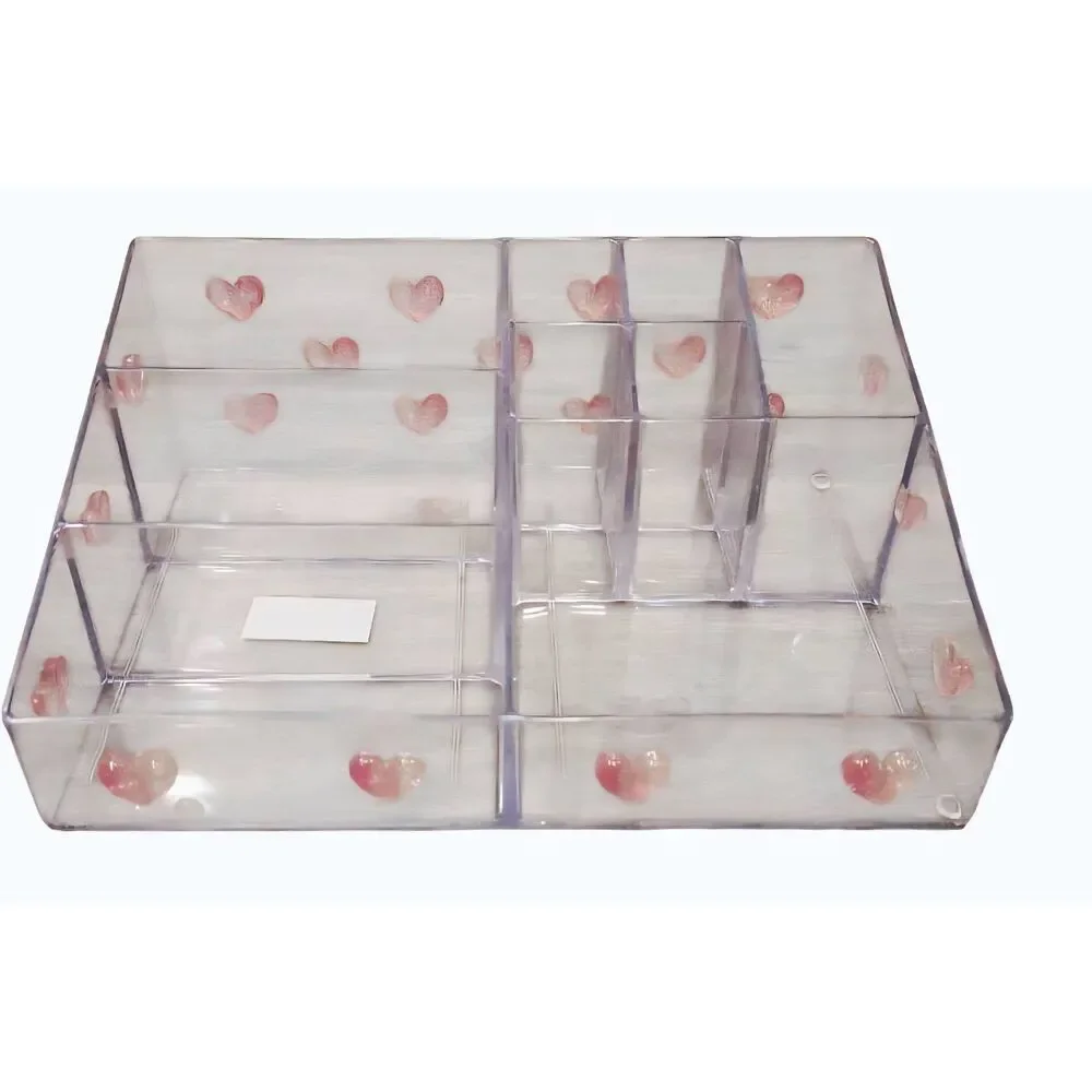 At Home Clear 3D Heart-Patterned Sectioned Cosmetic‎ Organizer